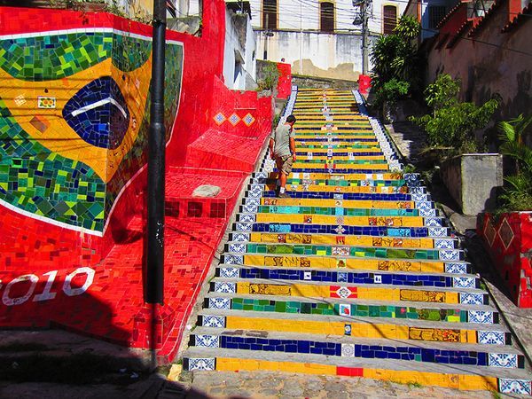 escalier-Rio-de-Janeiro.jpg